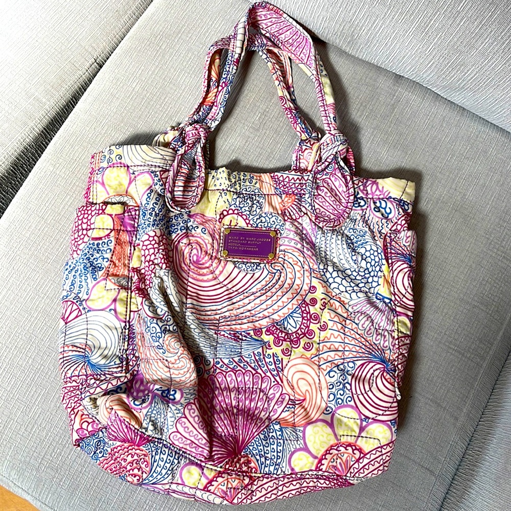 Marc Jacobs tote.